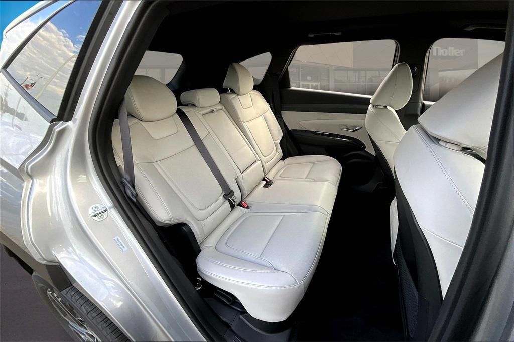 new 2025 Hyundai TUCSON Hybrid car, priced at $37,336