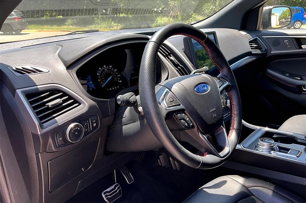 used 2022 Ford Edge car, priced at $30,077