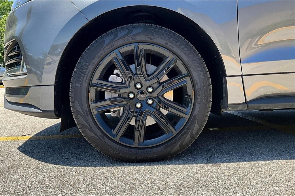 used 2022 Ford Edge car, priced at $30,077