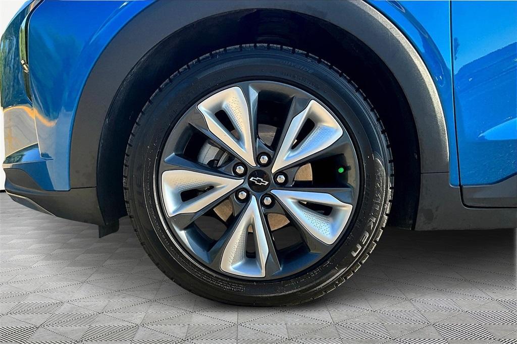 used 2022 Chevrolet Bolt EUV car, priced at $20,388