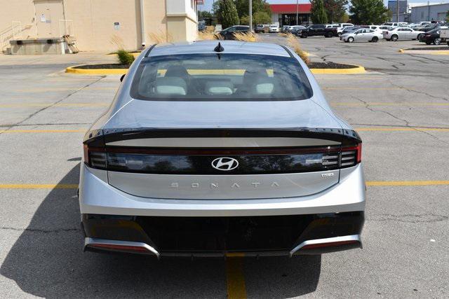 new 2024 Hyundai Sonata Hybrid car, priced at $27,995