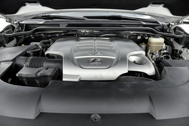 used 2016 Lexus LX 570 car, priced at $41,995