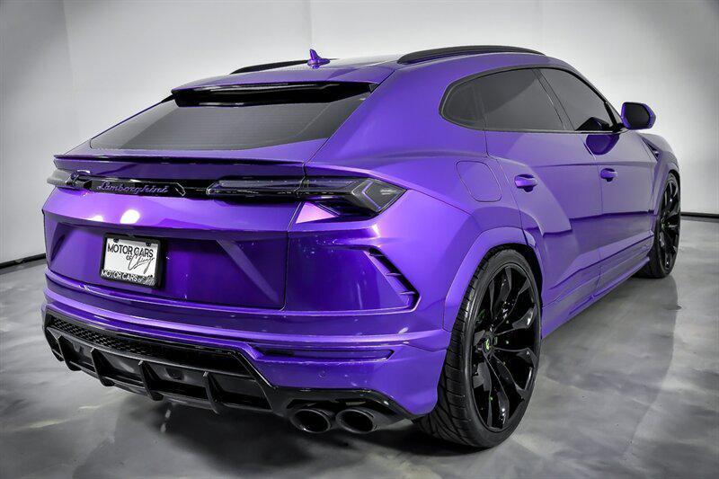 used 2022 Lamborghini Urus car, priced at $234,995