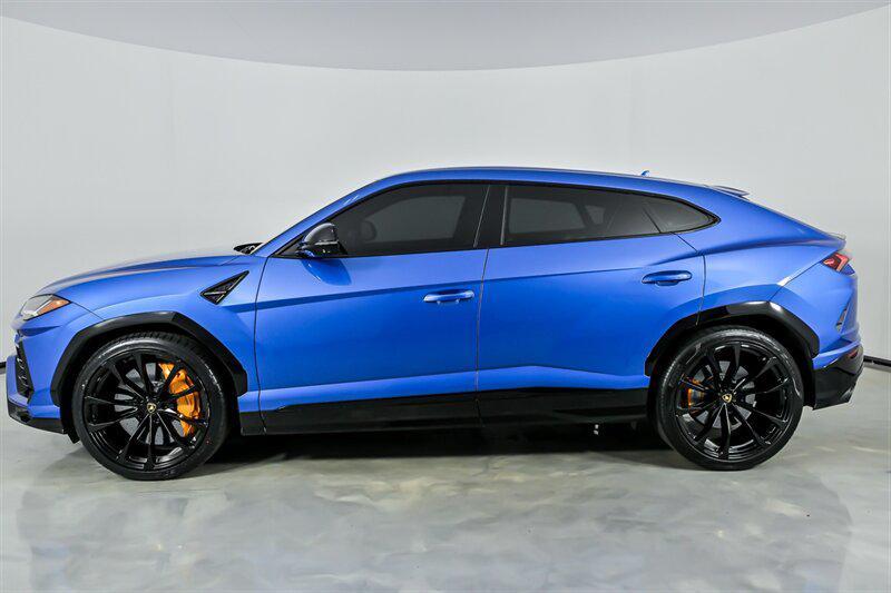 used 2022 Lamborghini Urus car, priced at $209,995