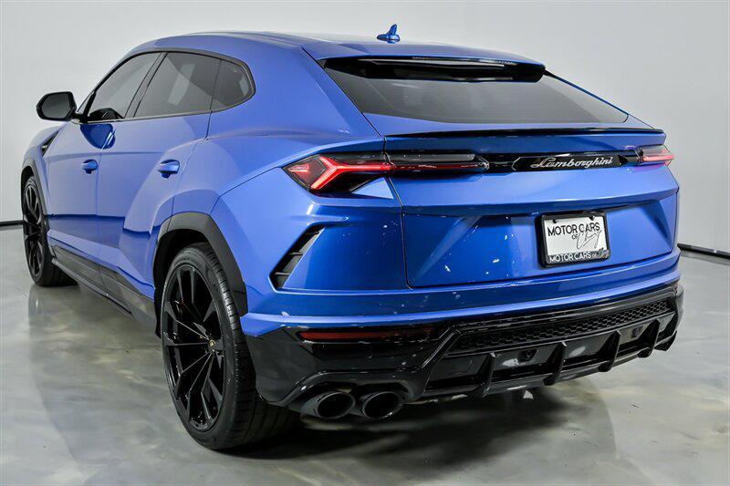 used 2022 Lamborghini Urus car, priced at $209,995
