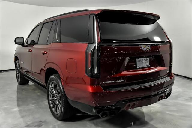 used 2023 Cadillac Escalade car, priced at $135,995