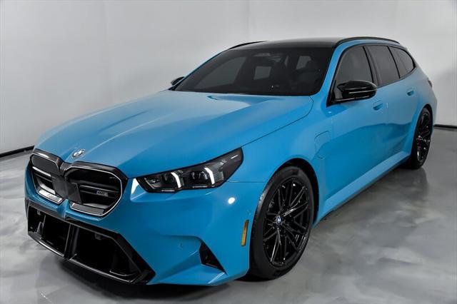 used 2025 BMW M5 car, priced at $159,995