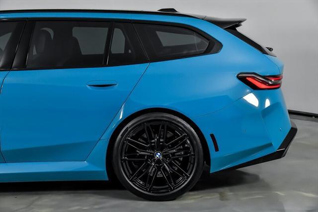 used 2025 BMW M5 car, priced at $159,995