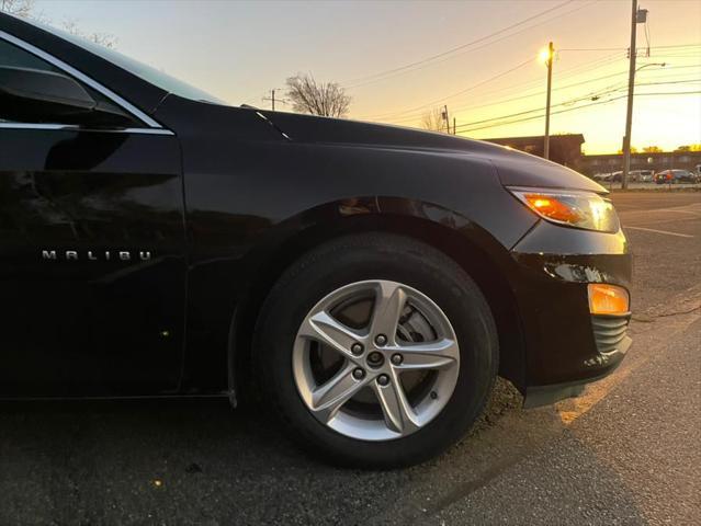 used 2022 Chevrolet Malibu car, priced at $16,995