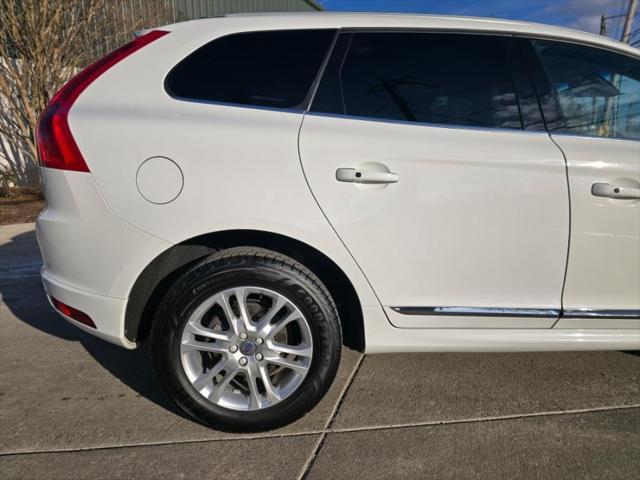 used 2016 Volvo XC60 car, priced at $13,495