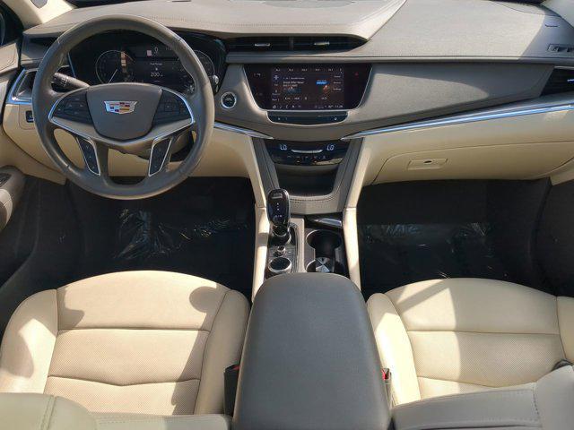 used 2023 Cadillac XT5 car, priced at $28,500