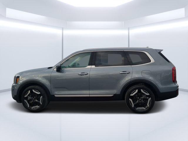 used 2025 Kia Telluride car, priced at $34,950