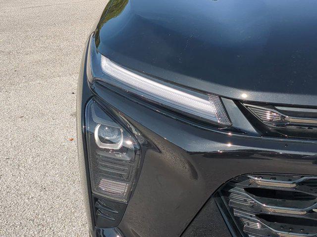 used 2025 Chevrolet Trax car, priced at $24,300