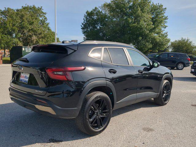 used 2025 Chevrolet Trax car, priced at $24,300