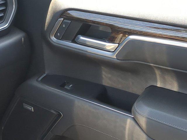 used 2022 GMC Sierra 1500 car, priced at $45,900
