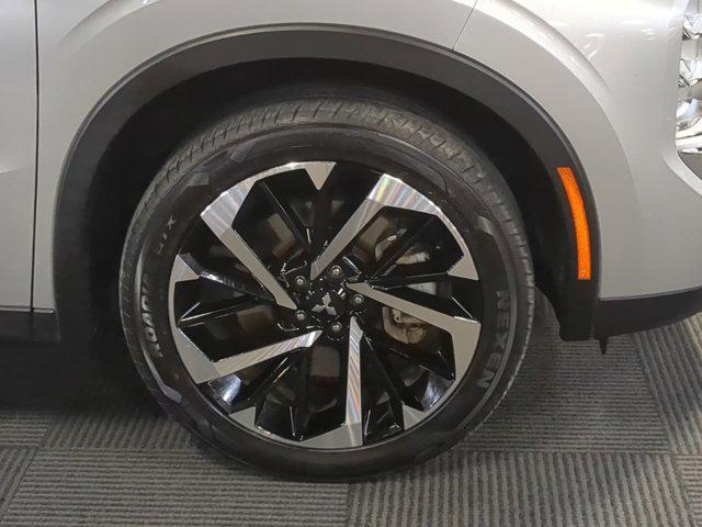 used 2024 Mitsubishi Outlander car, priced at $23,550