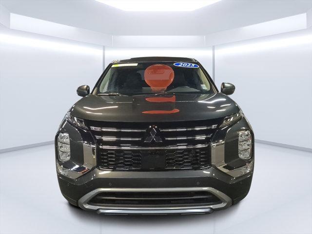 used 2025 Mitsubishi Outlander car, priced at $26,250