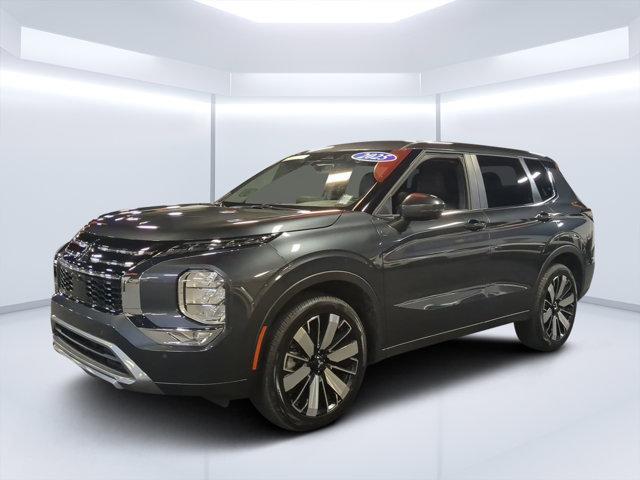 used 2025 Mitsubishi Outlander car, priced at $26,250