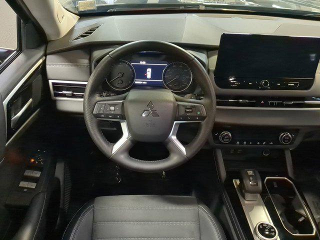 used 2025 Mitsubishi Outlander car, priced at $26,250