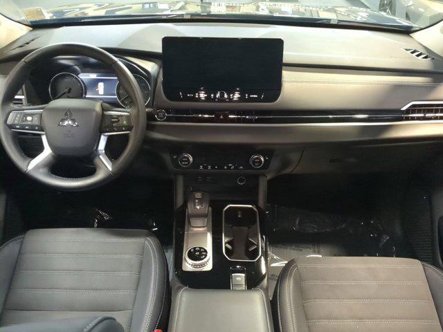 used 2025 Mitsubishi Outlander car, priced at $26,250