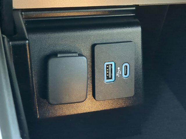 used 2021 Ford Explorer car, priced at $14,900