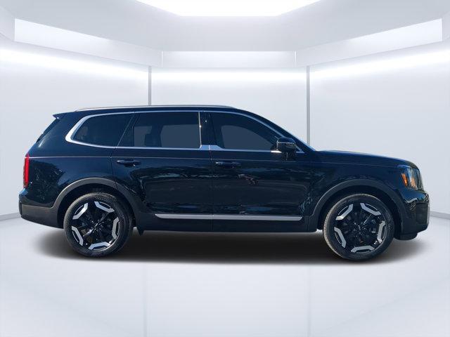 used 2024 Kia Telluride car, priced at $34,700