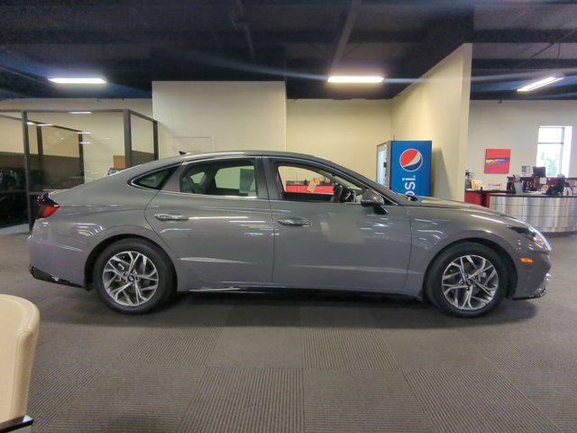 used 2022 Hyundai Sonata car, priced at $21,635