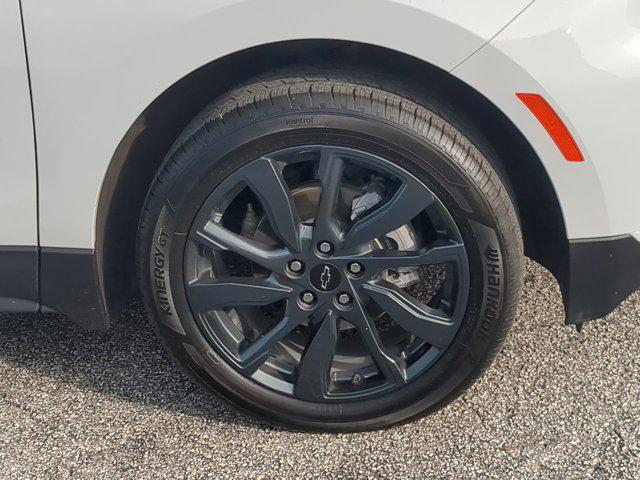used 2024 Chevrolet Equinox car, priced at $25,500