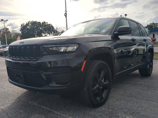 used 2023 Jeep Grand Cherokee car, priced at $32,900