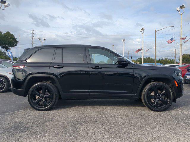 used 2023 Jeep Grand Cherokee car, priced at $32,900