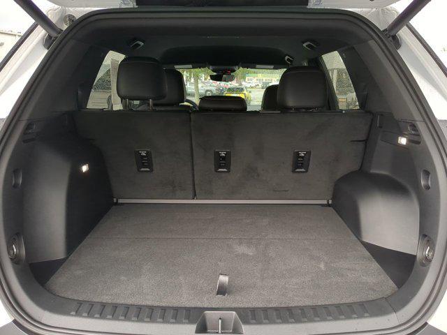 used 2025 Chevrolet Equinox car, priced at $33,990