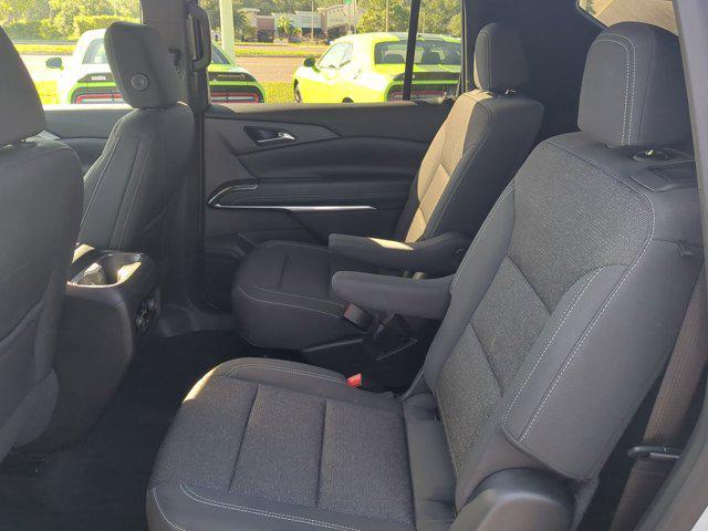 used 2024 Chevrolet Traverse car, priced at $33,500