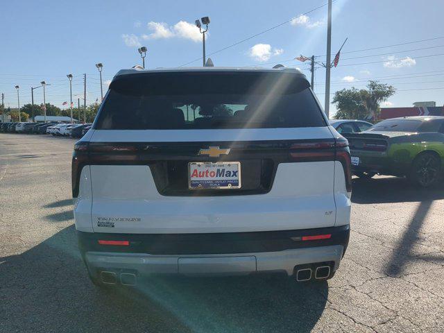 used 2024 Chevrolet Traverse car, priced at $33,500