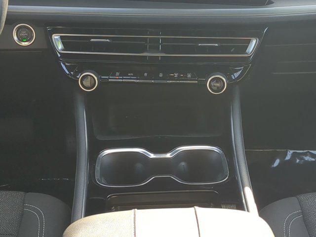 used 2024 Chevrolet Traverse car, priced at $33,500