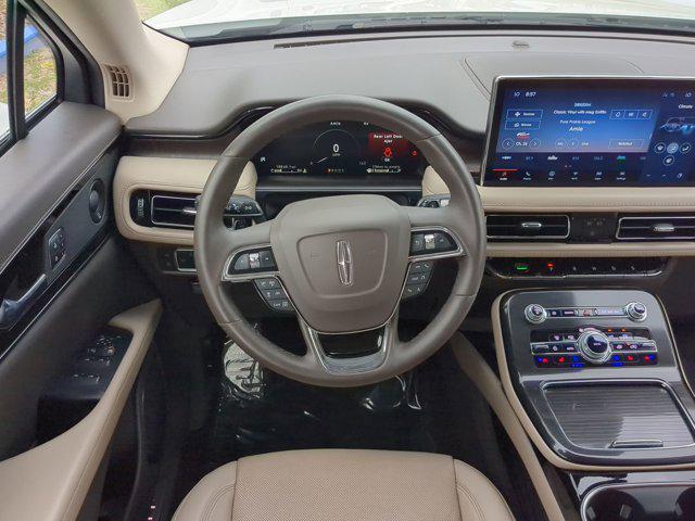 used 2022 Lincoln Nautilus car, priced at $35,900