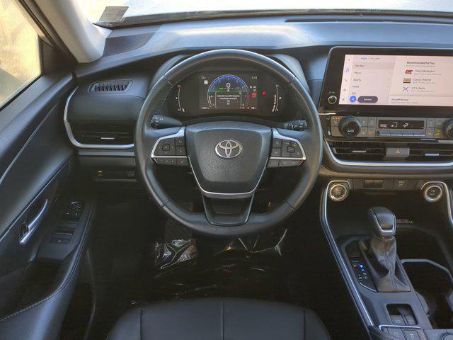 used 2025 Toyota Grand Highlander car, priced at $42,200