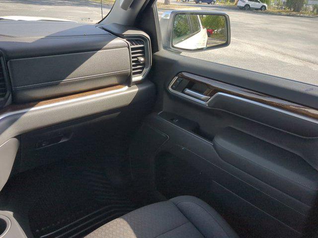 used 2022 GMC Sierra 1500 car, priced at $38,500