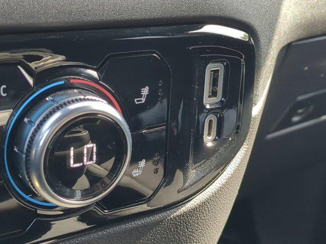 used 2022 GMC Sierra 1500 car, priced at $38,500