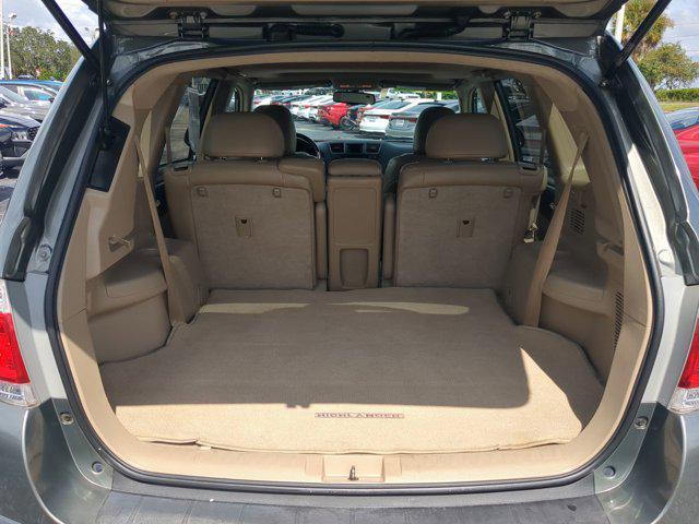 used 2011 Toyota Highlander car, priced at $11,600