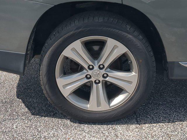 used 2011 Toyota Highlander car, priced at $11,600
