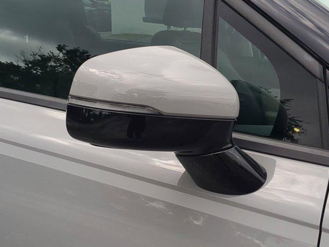 used 2024 Kia Carnival car, priced at $34,400