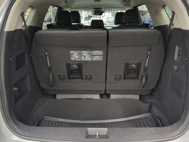 used 2024 Kia Carnival car, priced at $34,400