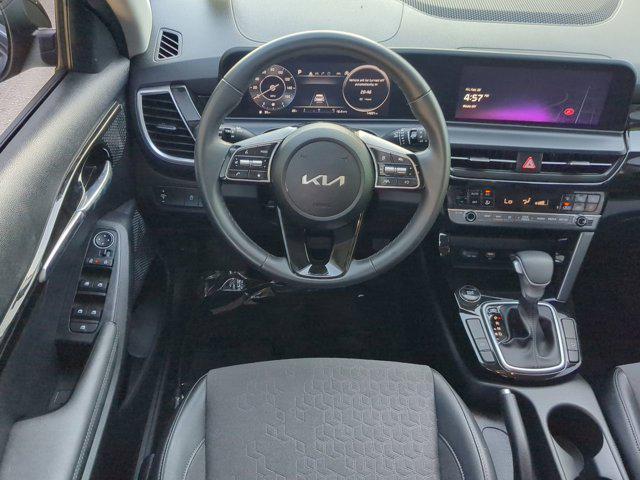 used 2024 Kia Seltos car, priced at $21,990