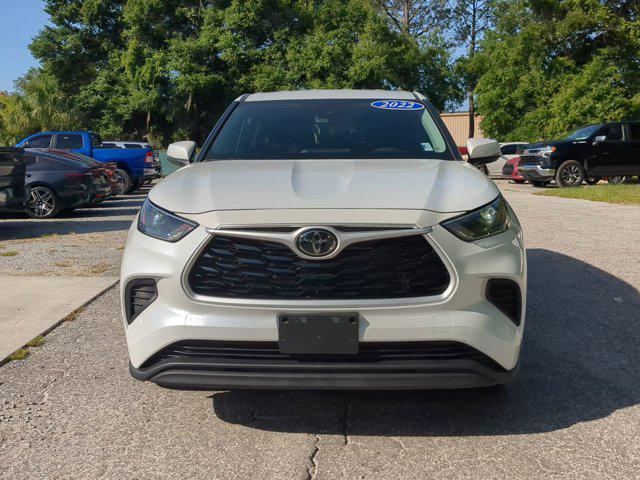 used 2022 Toyota Highlander car, priced at $31,250