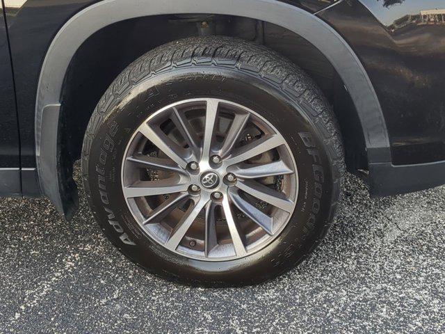 used 2019 Toyota Highlander car, priced at $24,990