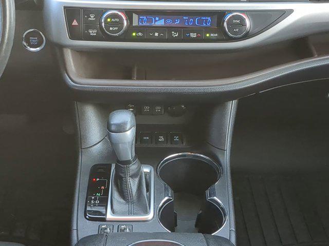 used 2019 Toyota Highlander car, priced at $24,990