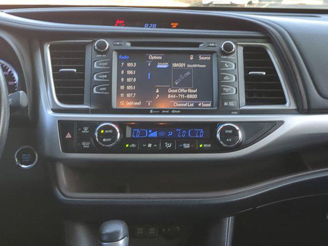 used 2019 Toyota Highlander car, priced at $24,990