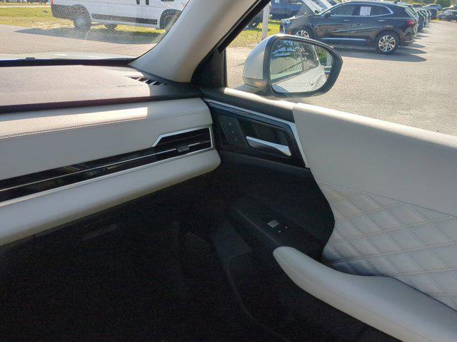 used 2023 Mitsubishi Outlander PHEV car, priced at $28,500