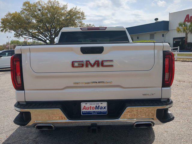 used 2022 GMC Sierra 1500 car, priced at $49,900