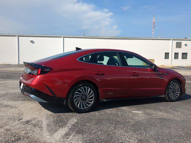 used 2024 Hyundai Sonata Hybrid car, priced at $24,900